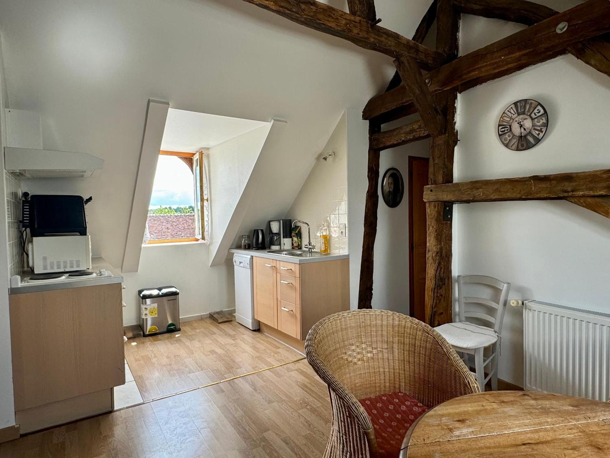 Domaine Borgnat Bed & Breakfast Escolives-Sainte-Camille Exterior foto