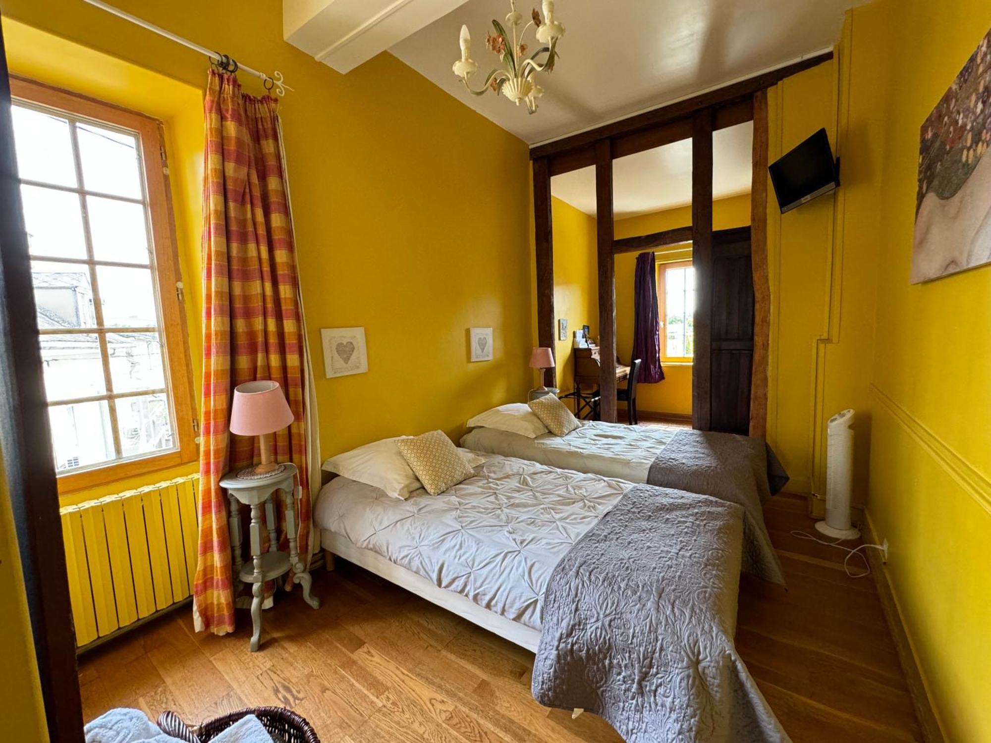 Domaine Borgnat Bed & Breakfast Escolives-Sainte-Camille Exterior foto